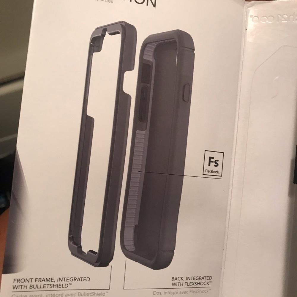 Tech 21 iPhone case - Picture 2 of 8